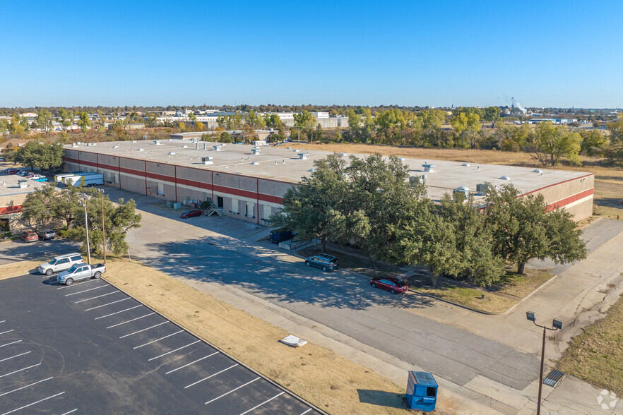 306 N Meridian Ave, Oklahoma City, OK en alquiler - Foto del edificio - Imagen 1 de 4