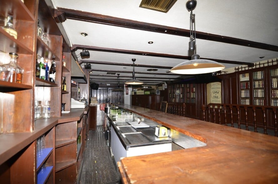 Local en Salamanca en venta - Foto del edificio - Imagen 3 de 24