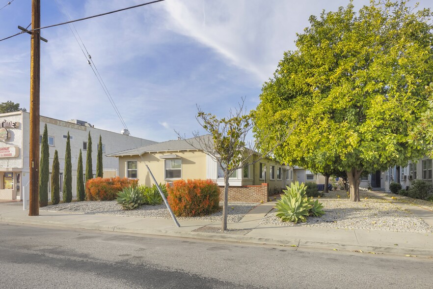 11675 Magnolia Blvd, North Hollywood, CA en venta - Foto del edificio - Imagen 1 de 7