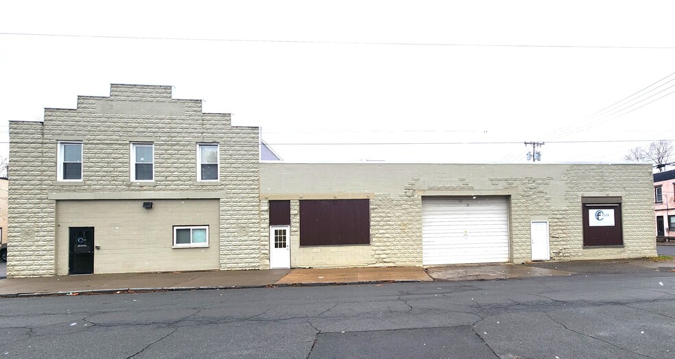 2437 3rd Ave, Watervliet, NY en venta - Foto del edificio - Imagen 1 de 9