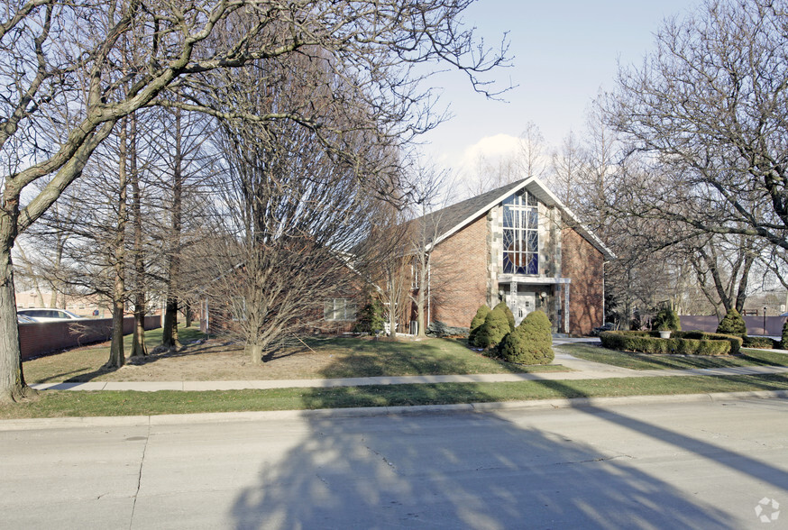 17901 Collinson Ave, Eastpointe, MI en venta - Foto del edificio - Imagen 3 de 3