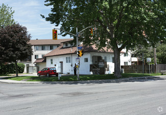 Más detalles para 397 Montreal Rd, Ottawa, ON - Oficinas en venta