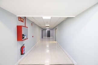 Más detalles de Calle de la Granja, 8, Alcobendas - Oficina en alquiler