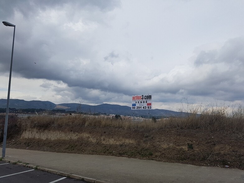 Terreno en València en venta - Foto del edificio - Imagen 3 de 3