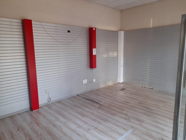 Avenida Virgen de Guadalupe, 42, Cáceres, Cáceres en venta - Foto del edificio - Imagen 2 de 16