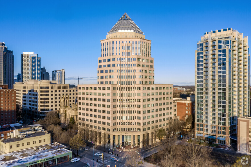 525 N Tryon St, Charlotte, NC en alquiler - Foto del edificio - Imagen 2 de 13