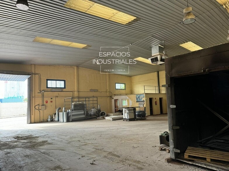 Nave en Serranillos del Valle, Madrid en venta - Foto del interior - Imagen 2 de 5