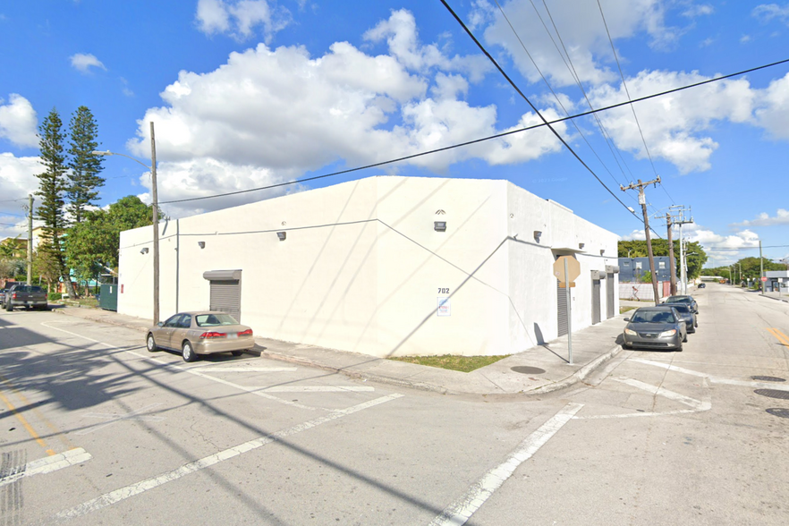 702 NW 5th Ave, Miami, FL en alquiler - Foto del edificio - Imagen 1 de 15