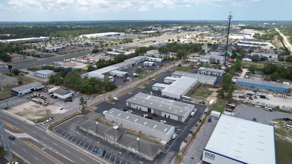 13400-13499 Chambord St, Brooksville, FL en alquiler - Foto del edificio - Imagen 1 de 14