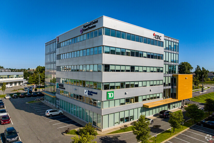 4805 Boul Lapinière, Brossard, QC en alquiler - Foto del edificio - Imagen 3 de 6