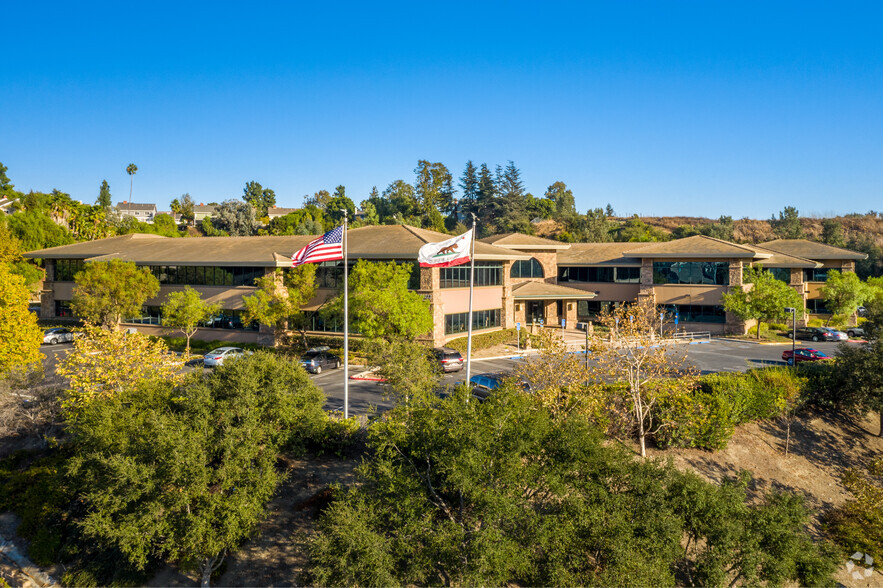 29122 Rancho Viejo Rd, San Juan Capistrano, CA en alquiler - Foto del edificio - Imagen 1 de 26