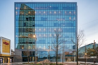 Más detalles de Ruskin Rd, Croydon - Local en alquiler