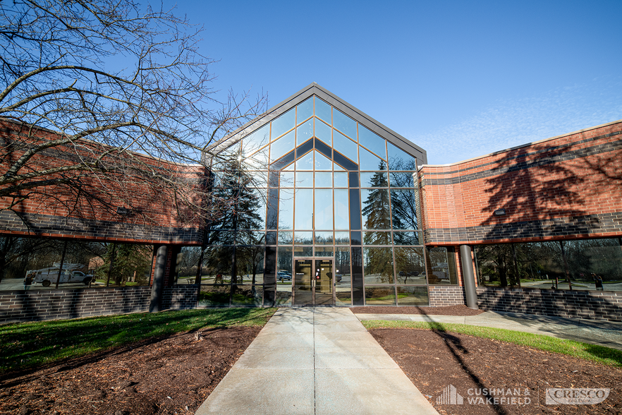 1000-3000 Apollo Dr, Brookpark, OH en alquiler - Foto del edificio - Imagen 3 de 18