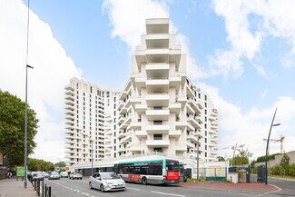 Más detalles de 90 Rue Du Général Roguet, Clichy - Local en alquiler