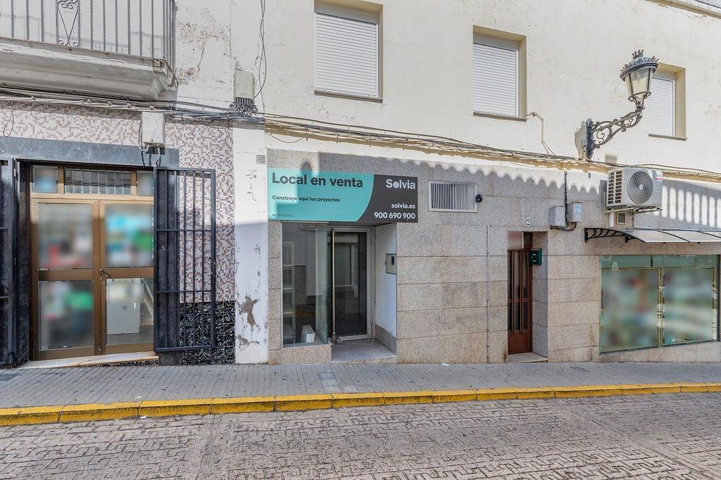 Local en Valencia de Alcántara, Cáceres en venta Foto del edificio- Imagen 1 de 21