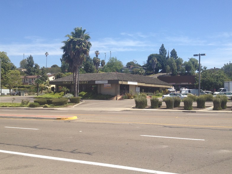 8053-8095 Broadway, Lemon Grove, CA en alquiler - Foto del edificio - Imagen 3 de 12