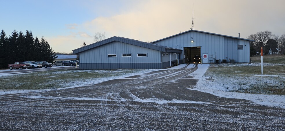 11786 E Melby Rd, Chippewa Falls, WI en alquiler - Foto del edificio - Imagen 3 de 4