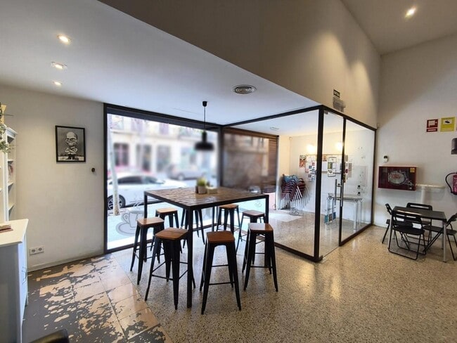 Más detalles de Local en alquiler