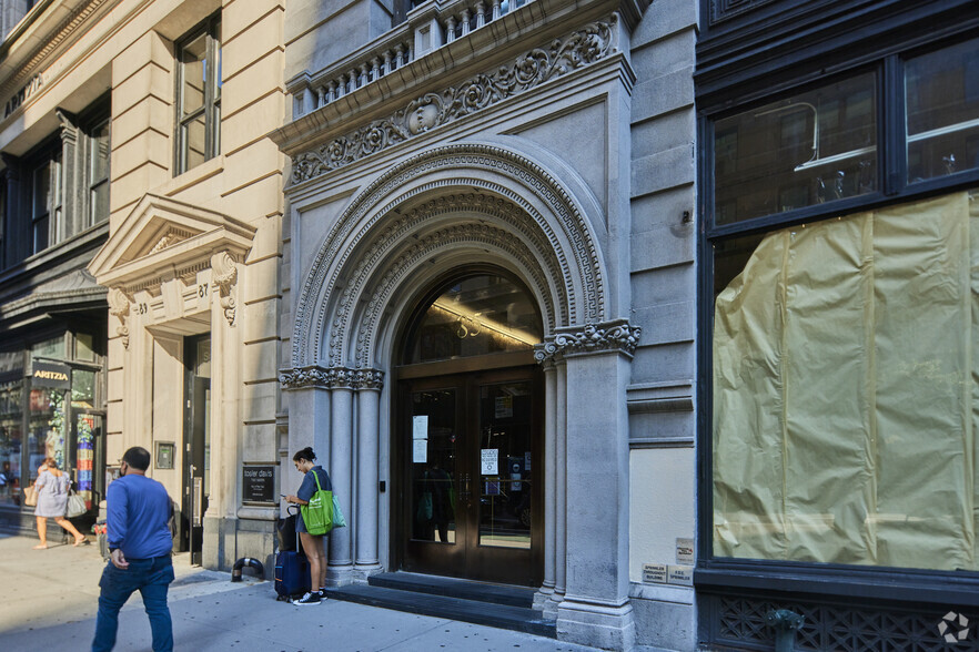 85 Fifth Ave, New York, NY en alquiler - Foto del edificio - Imagen 3 de 4