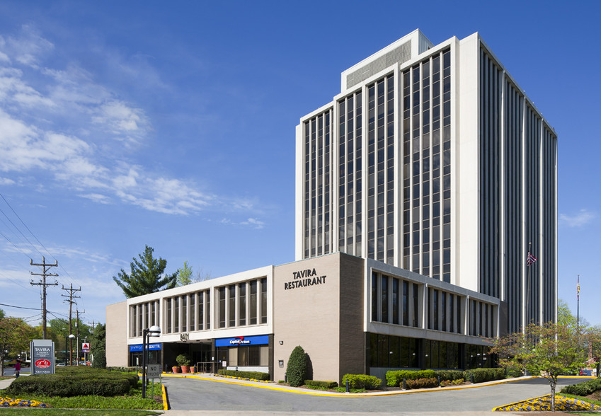 8401 Connecticut Ave, Chevy Chase, MD en alquiler - Foto del edificio - Imagen 1 de 23