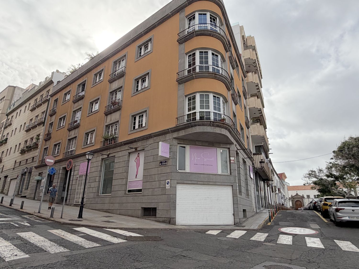 Local en Las Palmas de Gran Canaria en alquiler Foto del edificio- Imagen 1 de 25