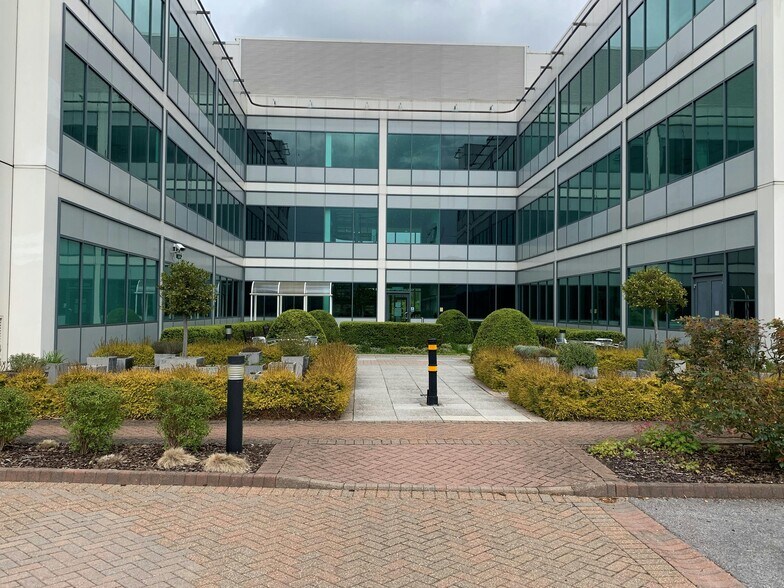 530 Oracle Pky, Reading en alquiler - Foto del edificio - Imagen 2 de 9