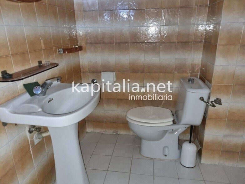 Local en Ontinyent, Valencia en venta - Foto del edificio - Imagen 3 de 4