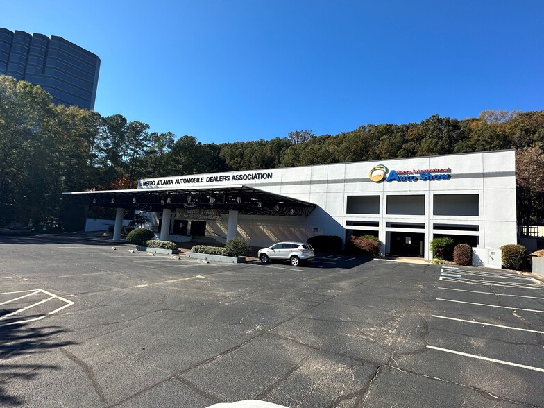 440 Interstate N Pky SE, Atlanta, GA en venta - Foto del edificio - Imagen 1 de 25