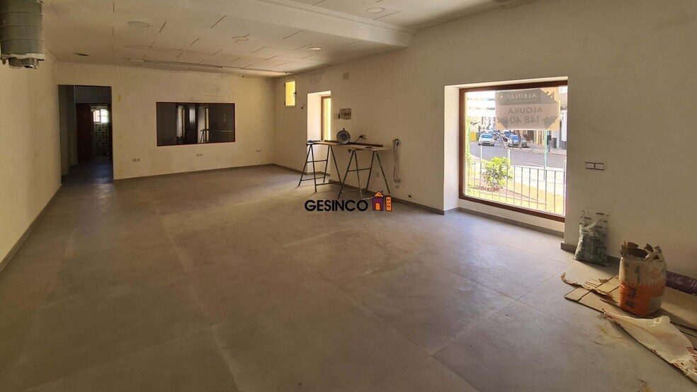 Local en Ontinyent en alquiler - Foto del edificio - Imagen 2 de 9