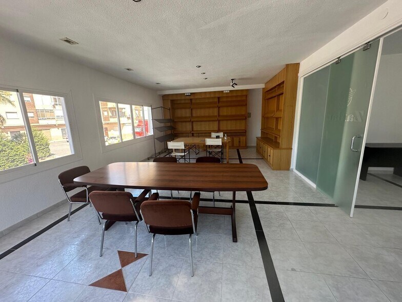 Local en Aspe en venta - Foto del interior - Imagen 2 de 8