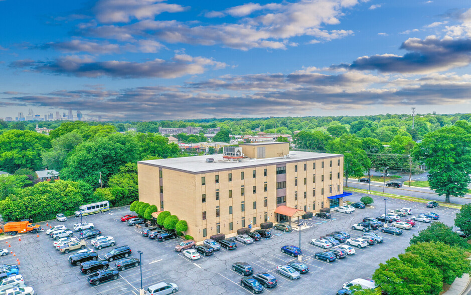 4530 Park Rd, Charlotte, NC en alquiler - Foto del edificio - Imagen 1 de 35