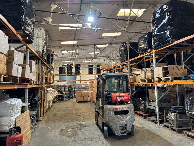 Collier Row Rd, Romford en venta - Foto del interior - Imagen 2 de 8