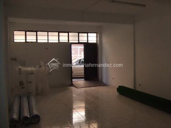 Local en Cáceres, Cáceres en alquiler - Foto del edificio - Imagen 2 de 6