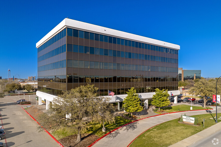 2225 E Randol Mill Rd, Arlington, TX en alquiler - Foto del edificio - Imagen 1 de 25