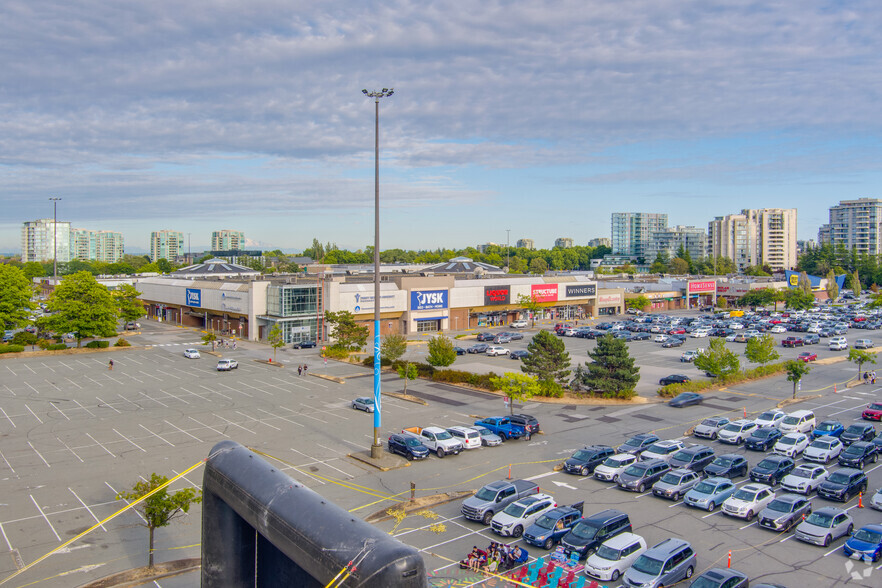 5300 No 3 Rd, Richmond, BC en alquiler - Foto del edificio - Imagen 2 de 27