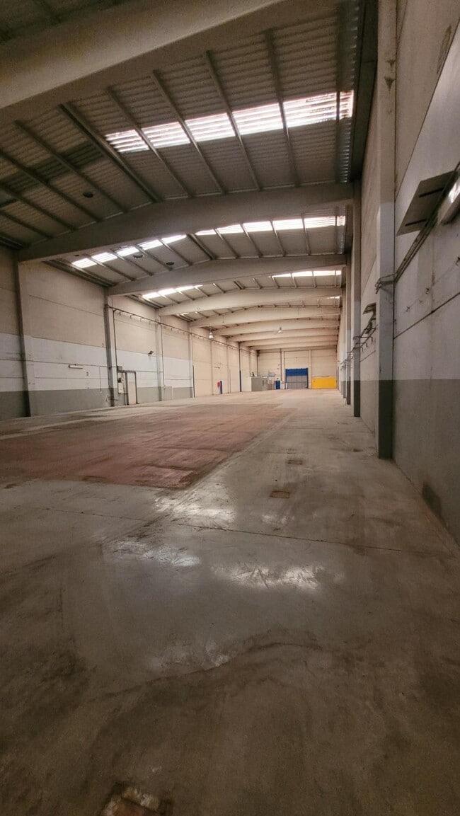 Más detalles de Nave en alquiler