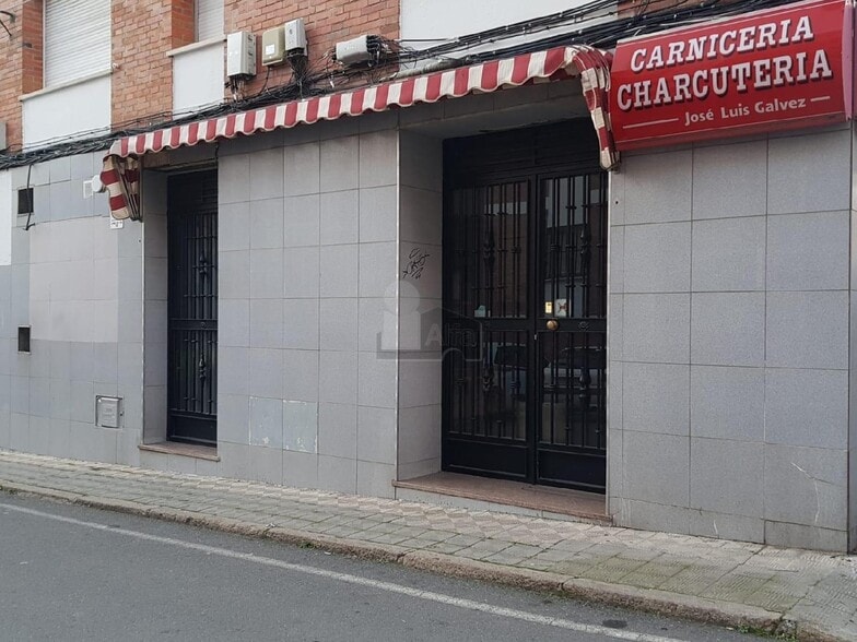 Edificio residencial en Plasencia, Cáceres en venta - Foto del edificio - Imagen 2 de 2