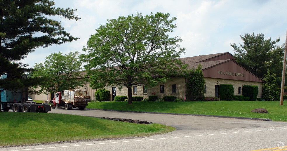 4484 Allen Rd, Stow, OH en alquiler - Foto principal - Imagen 1 de 9