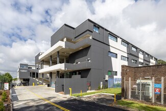 Más detalles de 7 Rodborough Rd, Frenchs Forest - Nave en alquiler