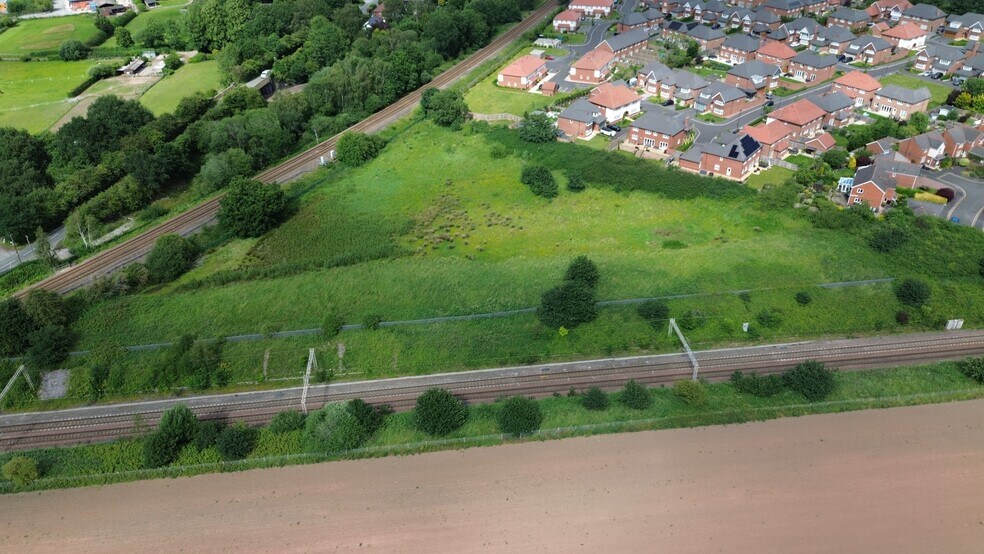 Fullerton Rd, Northwich en venta - Foto del edificio - Imagen 2 de 4