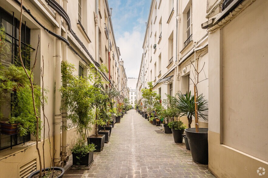 61 Rue Du Faubourg Saint-Denis, Paris en alquiler - Foto del edificio - Imagen 3 de 4