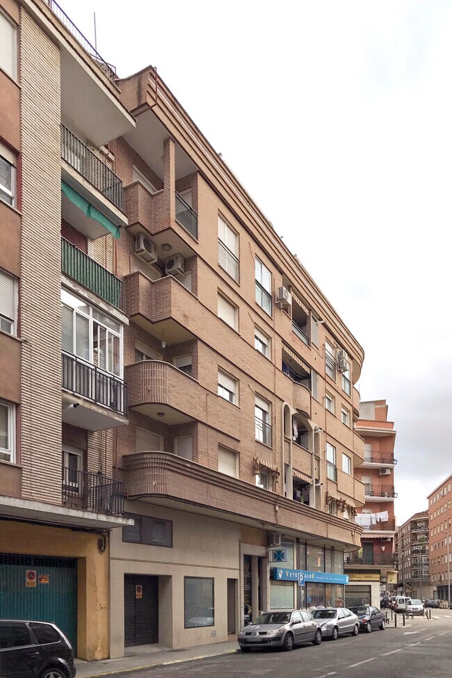 Más detalles de Paseo del Muelle, 14, Talavera de la Reina - Edificio residencial​ en venta