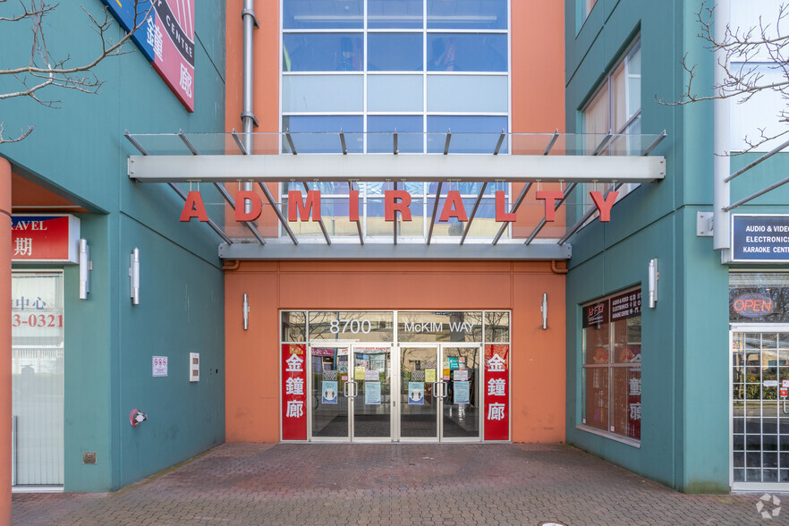 8700 McKim Way, Richmond, BC en venta - Foto del edificio - Imagen 3 de 5