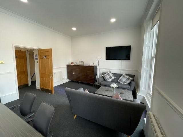 22 Windsor Pl, Cardiff en venta Foto del interior- Imagen 1 de 2
