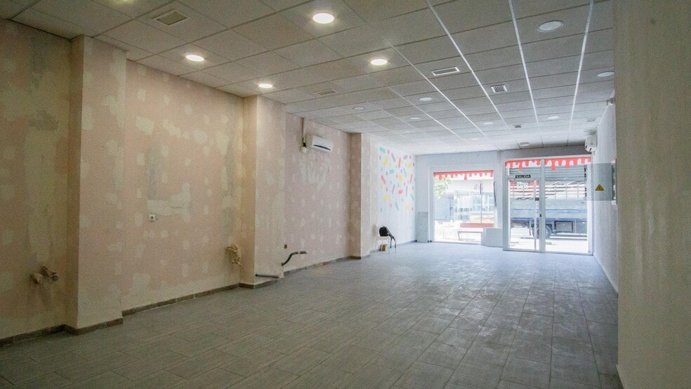 Local en Elda, Alicante en alquiler - Foto del interior - Imagen 3 de 11