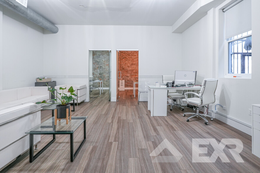 65 Whipple St, Brooklyn, NY en alquiler - Foto del interior - Imagen 3 de 11