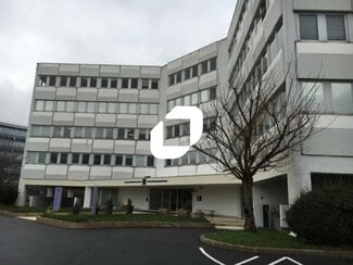 Más detalles de 12 Chaussée Jules César, Osny - Oficina en alquiler