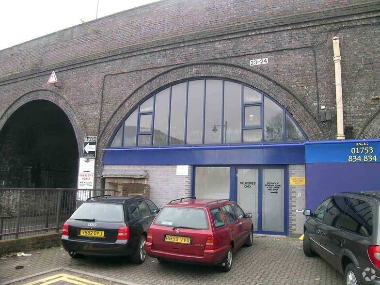 Alma Rd, Windsor en alquiler - Foto del edificio - Imagen 2 de 10