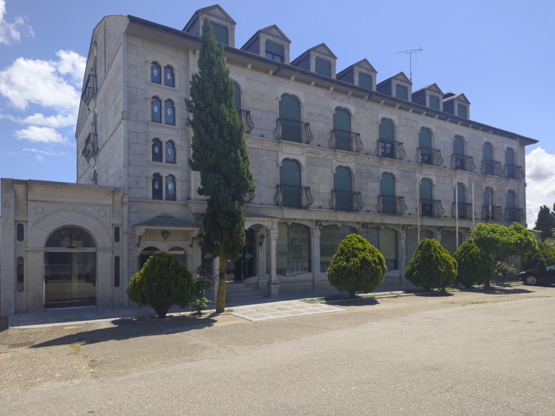 Calle José Luis Gutiérrez, 4, Muga de Sayago, Zamora en venta Foto del edificio- Imagen 1 de 21