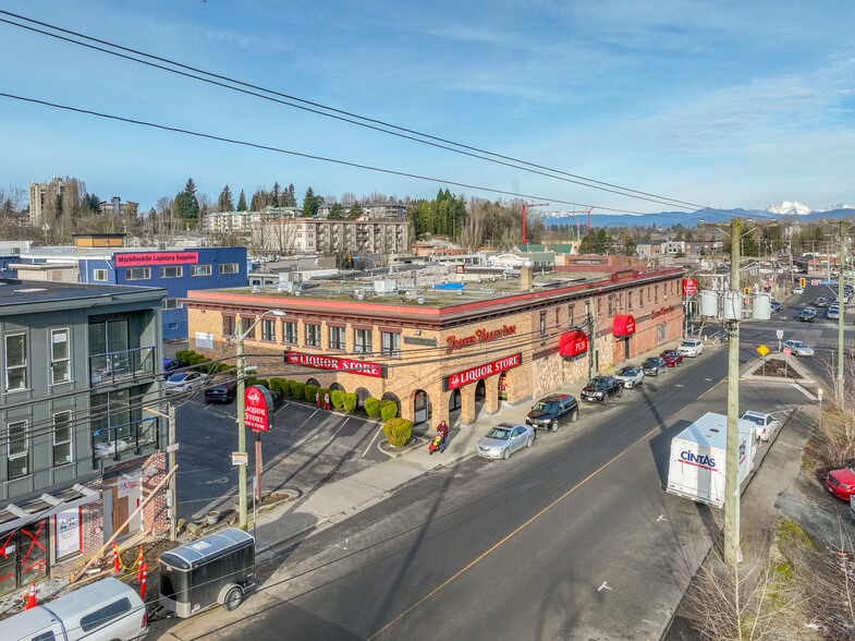 33790 Essendene Ave, Abbotsford, BC en venta - Foto del edificio - Imagen 2 de 10